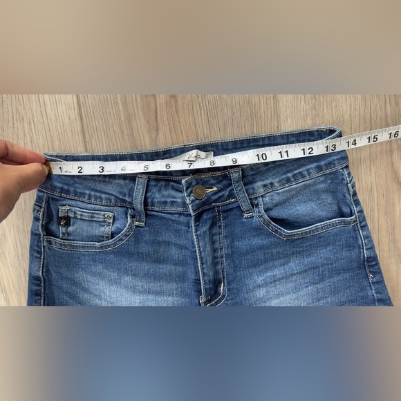 Kan can Denim Frayed Hem Women's Shorts - Picture 6 of 8